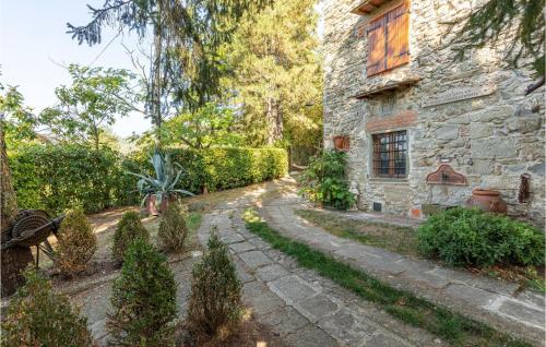 Awesome Home In Villa Di Piteccio