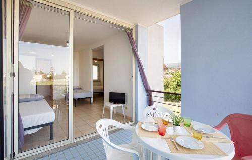  Beautiful Apartment In Isca Marina With Wifi in Badolato