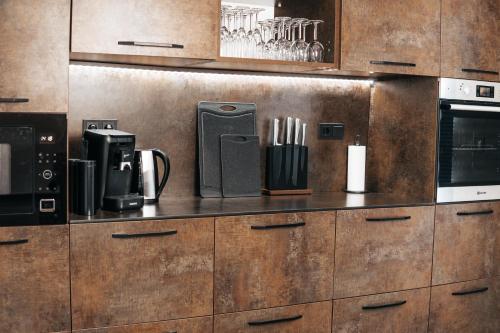 Kitchen, ProZone Gaming Apartment in Hainichen