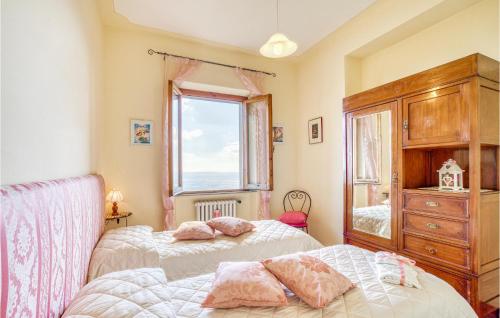 Four-Bedroom Holiday Home image 8