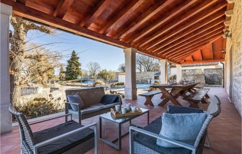 Tampilan eksterior, Villa Marija Korenici in Korenici