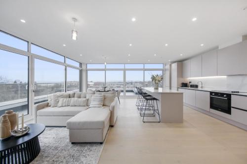Hububb Luxury Raffles Penthouse
