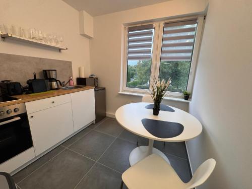 Konyha, FC-Apartmenthaus Falkensee mit großem Garten und PKW Stellflächen (FC-Apartmenthaus Falkensee mit großem Garten und PKW Stellflachen) in Falkensee