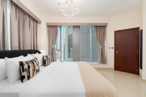 Lux BnB I 29 Blvd I Burj Khalifa & Fountain Views, Дубай (фото 5)