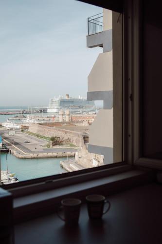 Kilátás, Civitavecchia HARBOUR VIEW in Civitavecchia