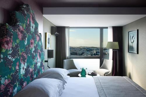 room detail thumbnail 0