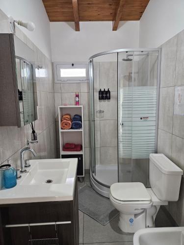 화장실, Depto cerca del Aeropuerto near 헤네랄 엔니케 모스코니 국제공항