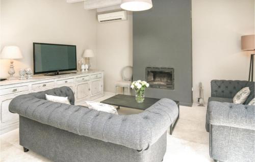 Four-Bedroom Holiday Home