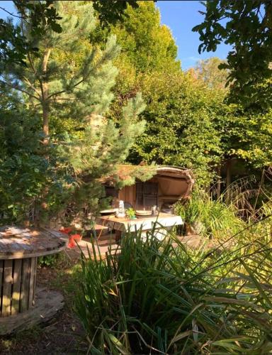 Dragonfly Lodge in Grindale