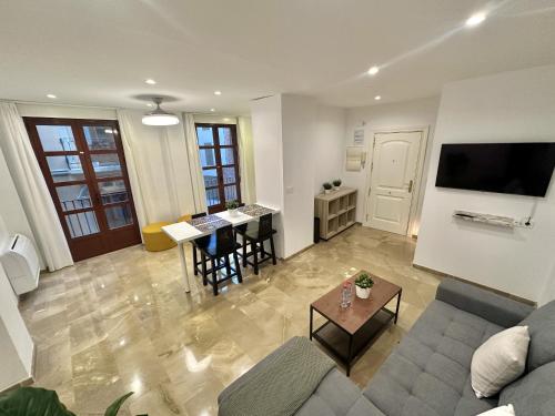 Apartamento de dos dormitorios en Plaza Nueva, Granada (fotografie 3)