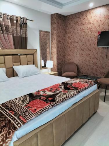 Small space, big possibilities! Rent this studio and embrace simple living in ราฟีบล็อก
