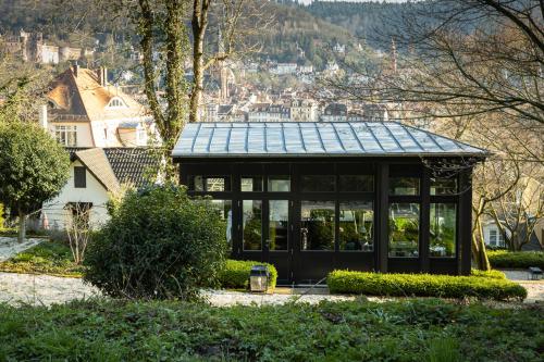 Kert, House of Hutter - Heidelberg Suites & Spa near Heiliggeistkirche