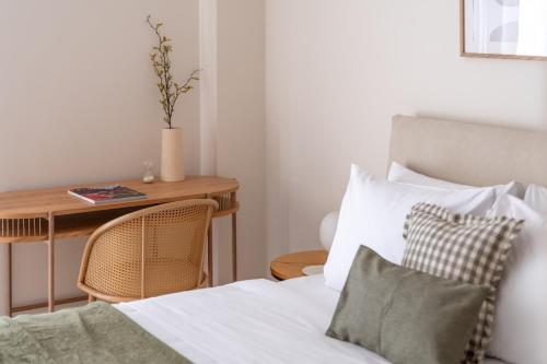 Athens Heart Stay 1BR Apartment in Koukaki by UPSTREET, Atene (foto 8)