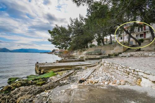 Apartments Žana - close to beach - image 3
