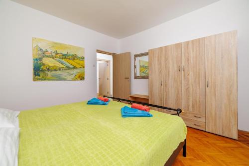 Apartments Pinty - main image