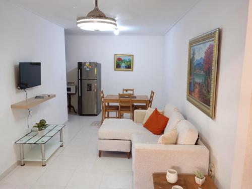 Ciudad Juan Bosch StoDgo este in La Grúa