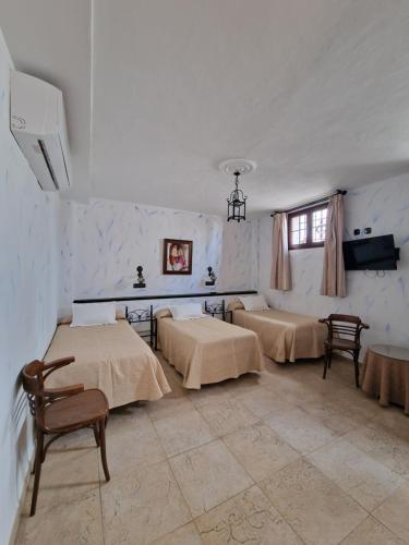 Hospedería El Caravansar Room Type - Standard Triple Room