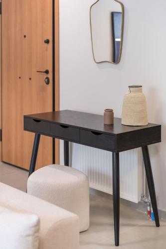 Two-Bedroom Apartment with Balcony image 8