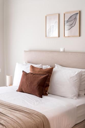 Two-Bedroom Apartment with Balcony image 3