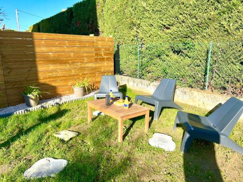 Villa duplex moderne 5 pièces haut standing (Villa duplex moderne 5 pieces haut standing) in Fonbeauzard