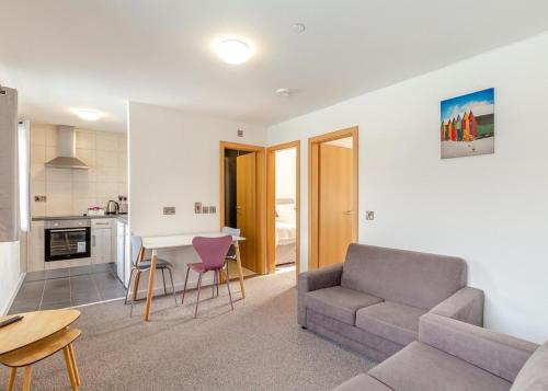 Apartment with Access to Pool Spa & Soft play, Ilfracombe