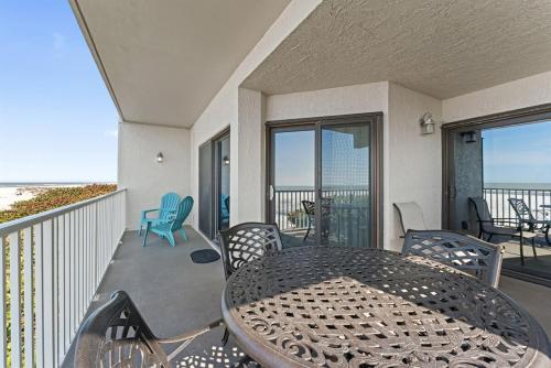 Beachfront 3-Bed I Location! Stunning Sunsets, Clearwater Beach (photo 5)