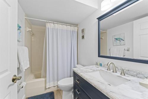 Beachfront 3-Bed I Location! Stunning Sunsets, Clearwater Beach (photo 9)