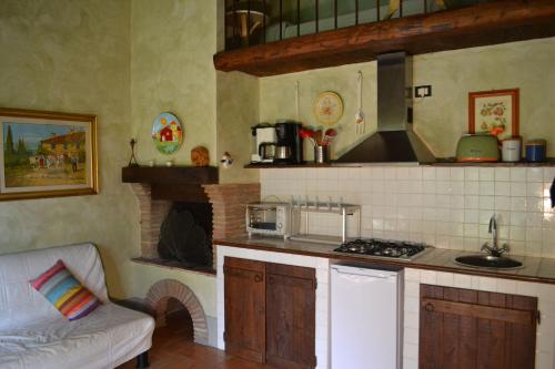 Konyha, Appartamento Il Fienile Del Sole, Wifi, Perugia in Monteleone D'Orvieto