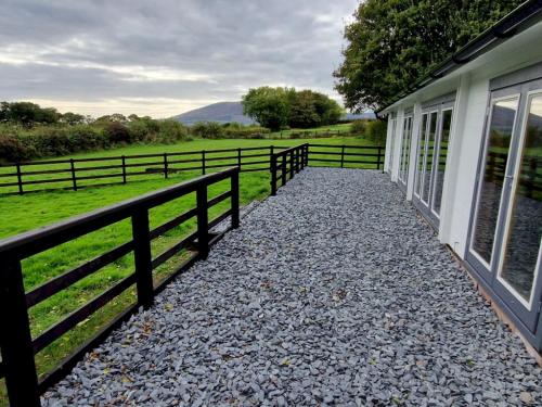 Seadmed, Beautiful Countryside Lodge with Outstanding Views - Pass the Keys in Blackshaw (Dumfries and Galloway)