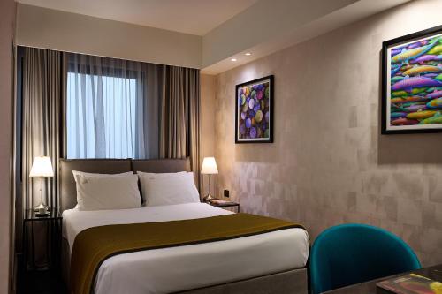 Astor Hotel - image 14