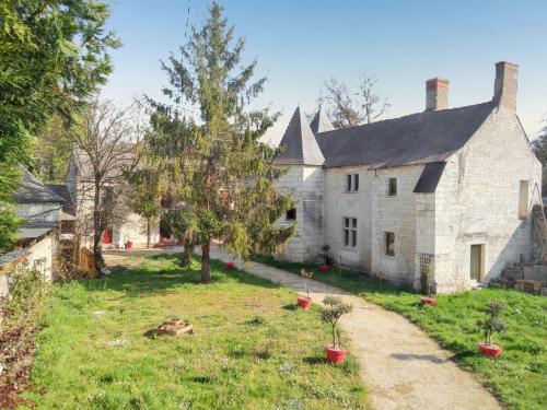 Maison charmante à Courchamps avec vue sur jardin gîte à louer Chetigné