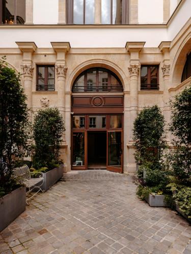 Hotel de Pourtales