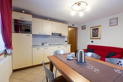 Two-Bedroom Apartment image 4