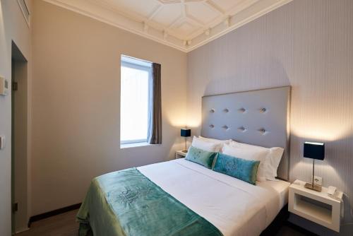 Silk Lisbon - image 12