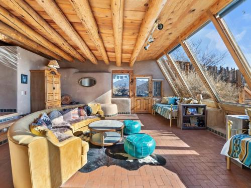 Earthship in Taos - A Sustainable Desert Sanctuary in Arroyo Seco