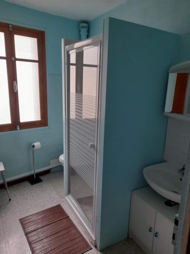 la tute de l'ours in Roquefeuil