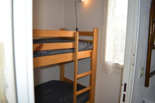 Two-Bedroom House image 8