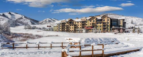 Wyndham Park City image