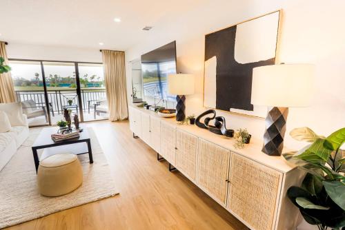 The Sunset Cove The Sunset Cove