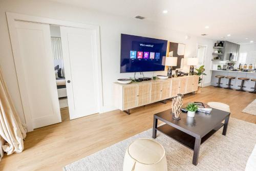 The Sunset Cove The Sunset Cove