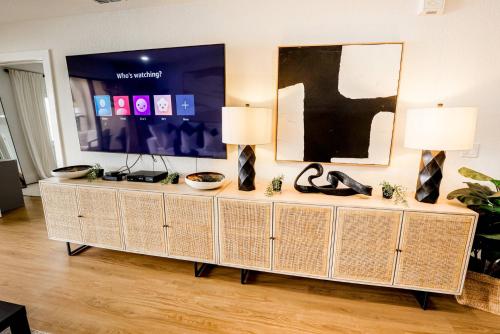 The Sunset Cove The Sunset Cove