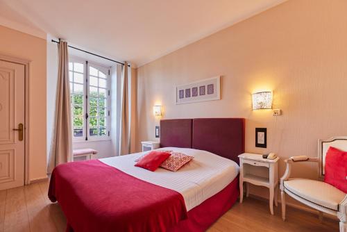 Hôtel Les Deux Magots hotel Saint-Lyphard