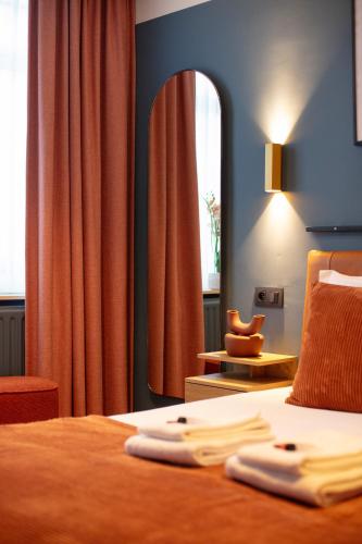 Double Room with Private Bathroom image 6