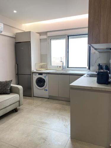 Stylish Apartment in the Heart of Athens, Афины (фото 4)