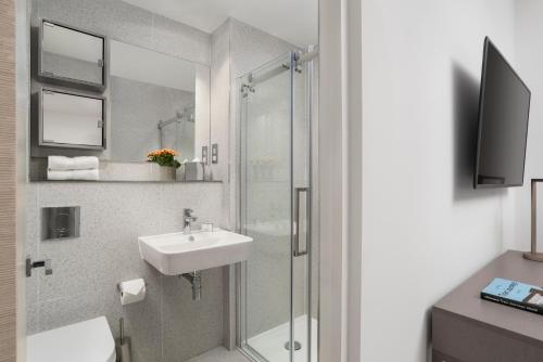 Forth House by Supercity Aparthotels - image 3