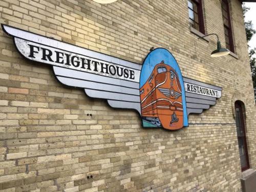 Vibrant 3BR in Heart of Downtown La Crosse Vibrant 3BR in Heart of Downtown La Crosse