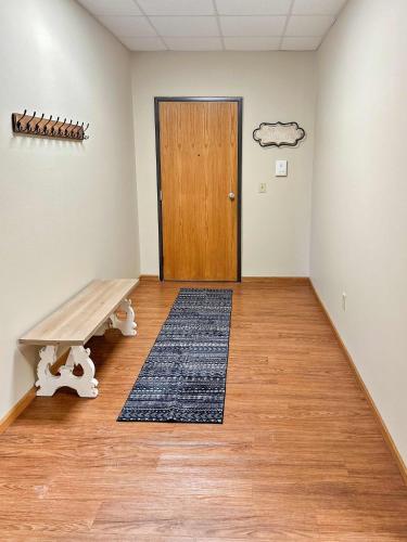 Vibrant 3BR in Heart of Downtown La Crosse Vibrant 3BR in Heart of Downtown La Crosse