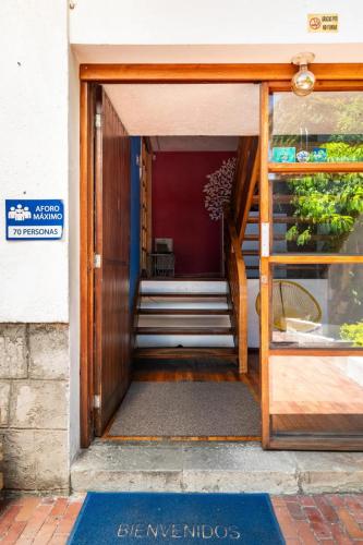 Blue house La Floresta - image 3