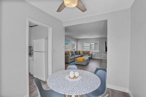 500 ft to Ocean Relaxing stay Parking WiFi 838 - image 5