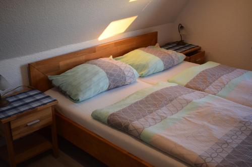 Small Double Room image 2